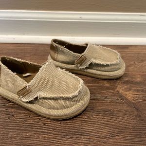 Childrens place shoes